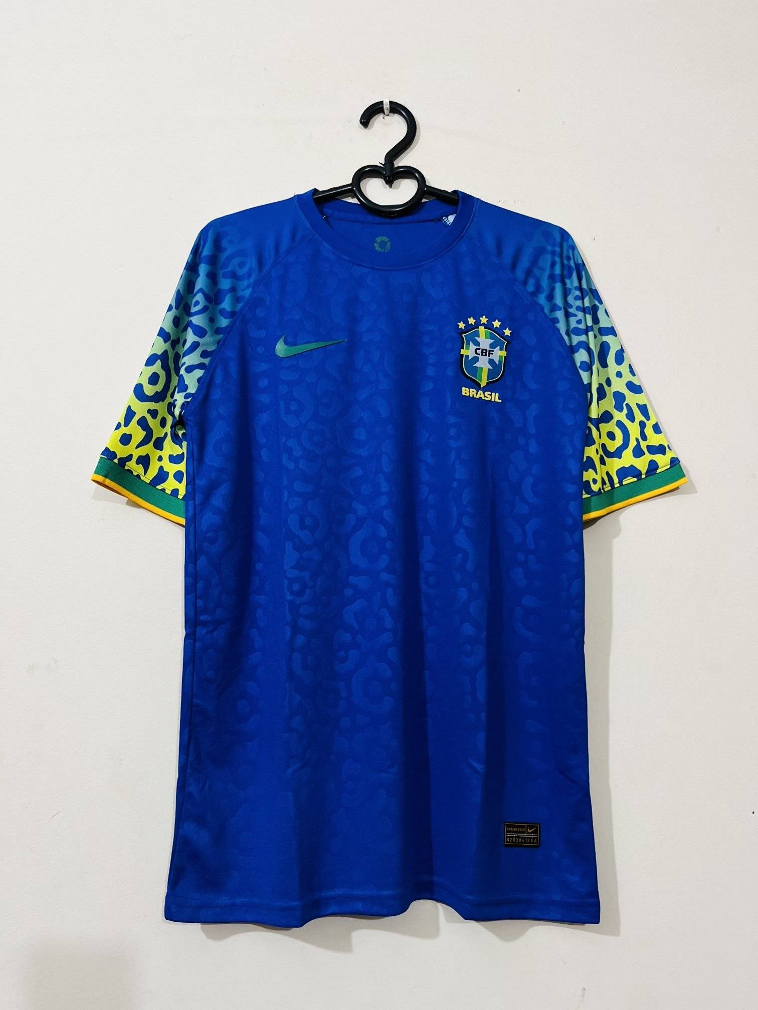 IMG_1229.jpg 2022 Player Edition Premium ( Brazil Away Kit) Original - Image 1